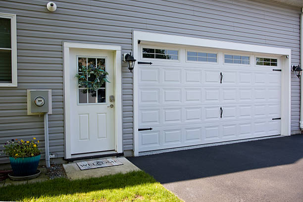 24/7 Emergency Garage Door Panel Replacement experts in Hagerstown, MD